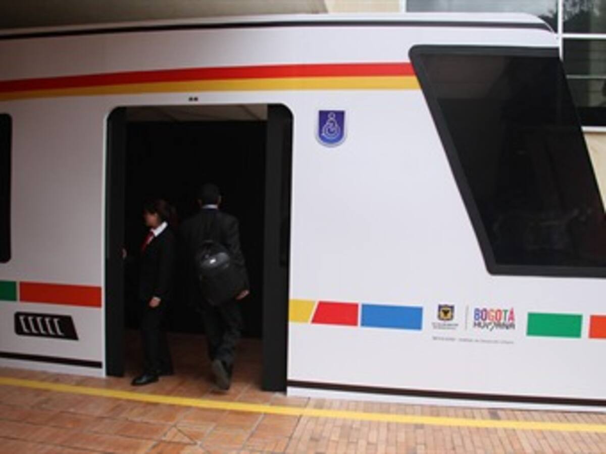 “Solo podremos hacer tres megaobras: Metro, cable aéreo y tranvía”: Petro