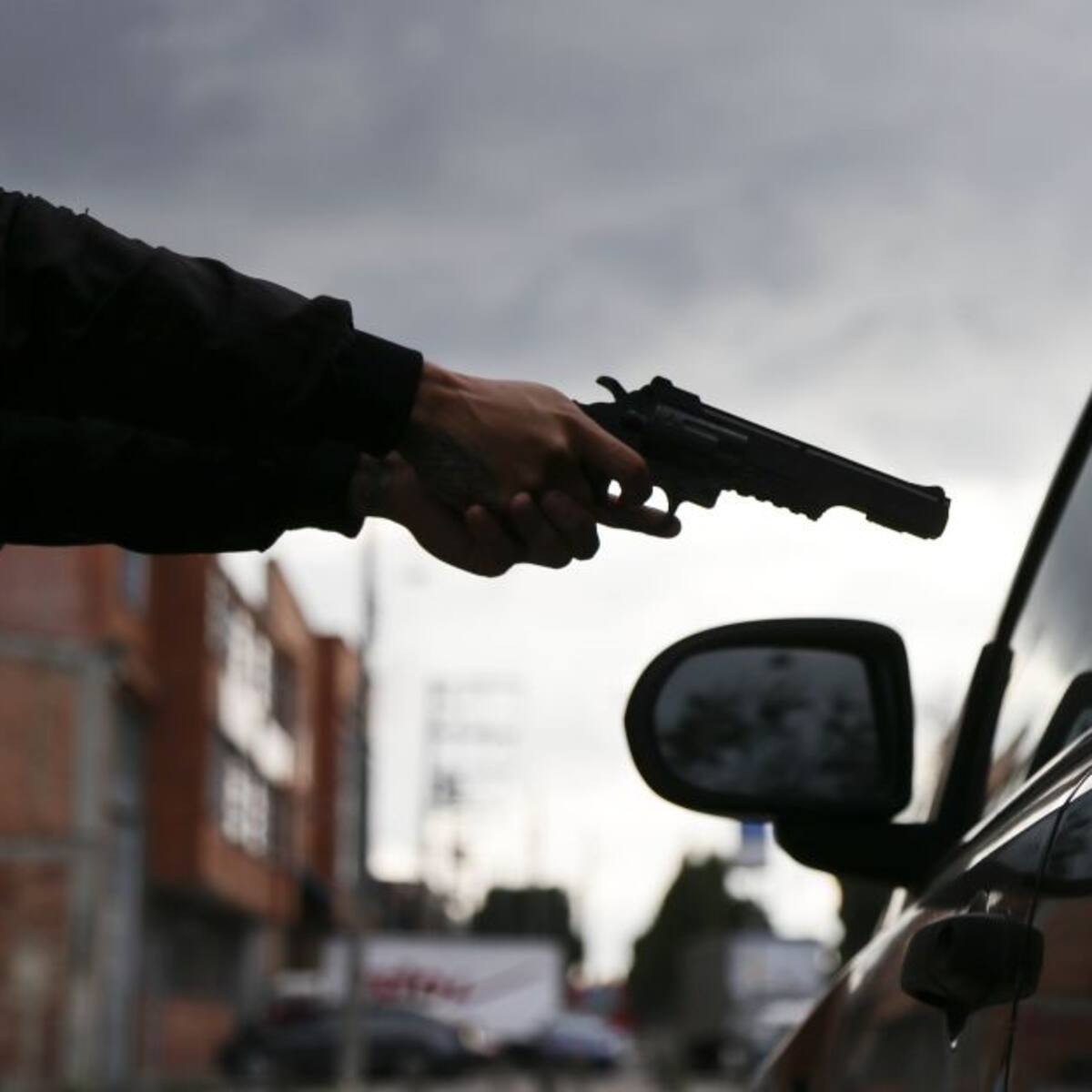 Violencia en Bogotá: denuncian falta de control en tráfico de armas y aumento de homicidios