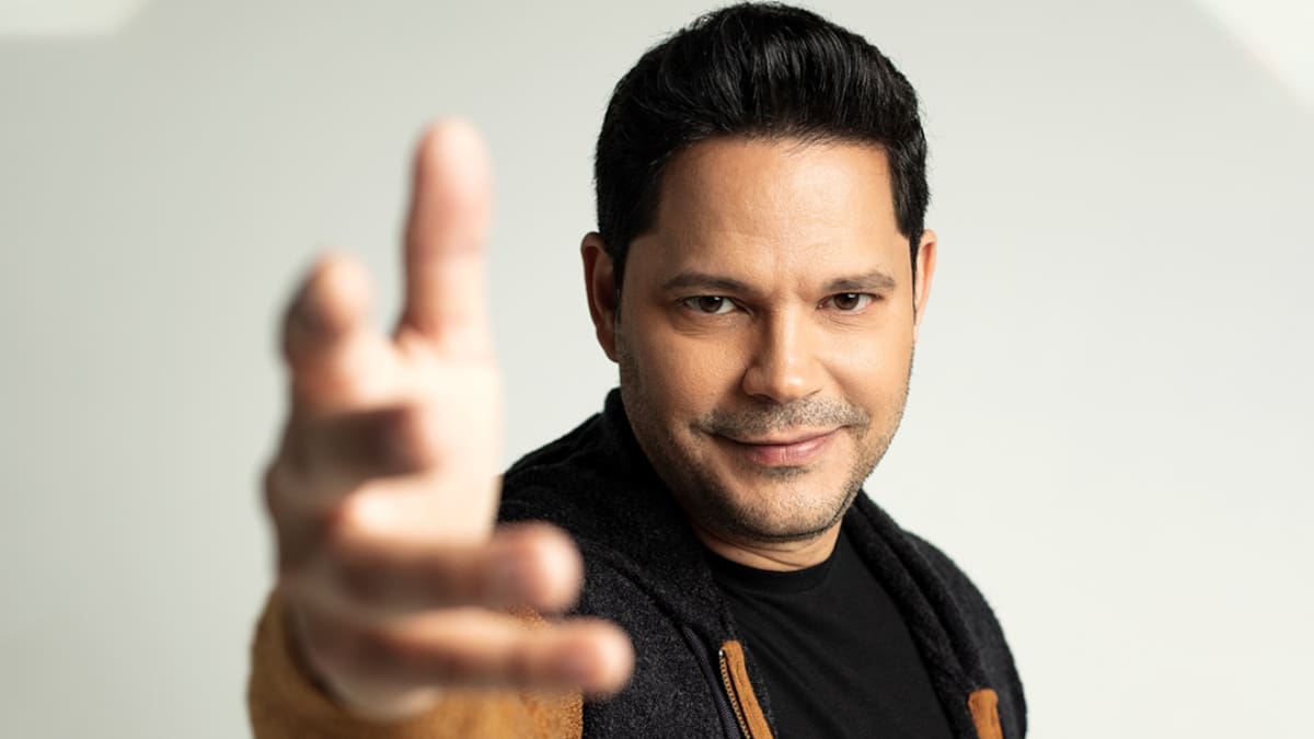 Rey Ruiz 3 décadas de salsa, viene con canción nueva y presentación en el Campin