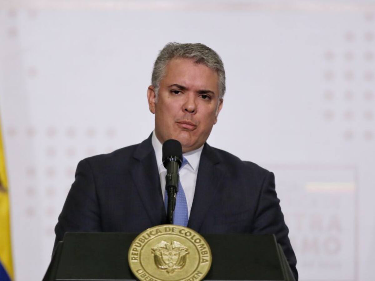 Duque sobre dimisión de Uribe: "Con su renuncia pierde el Congreso"