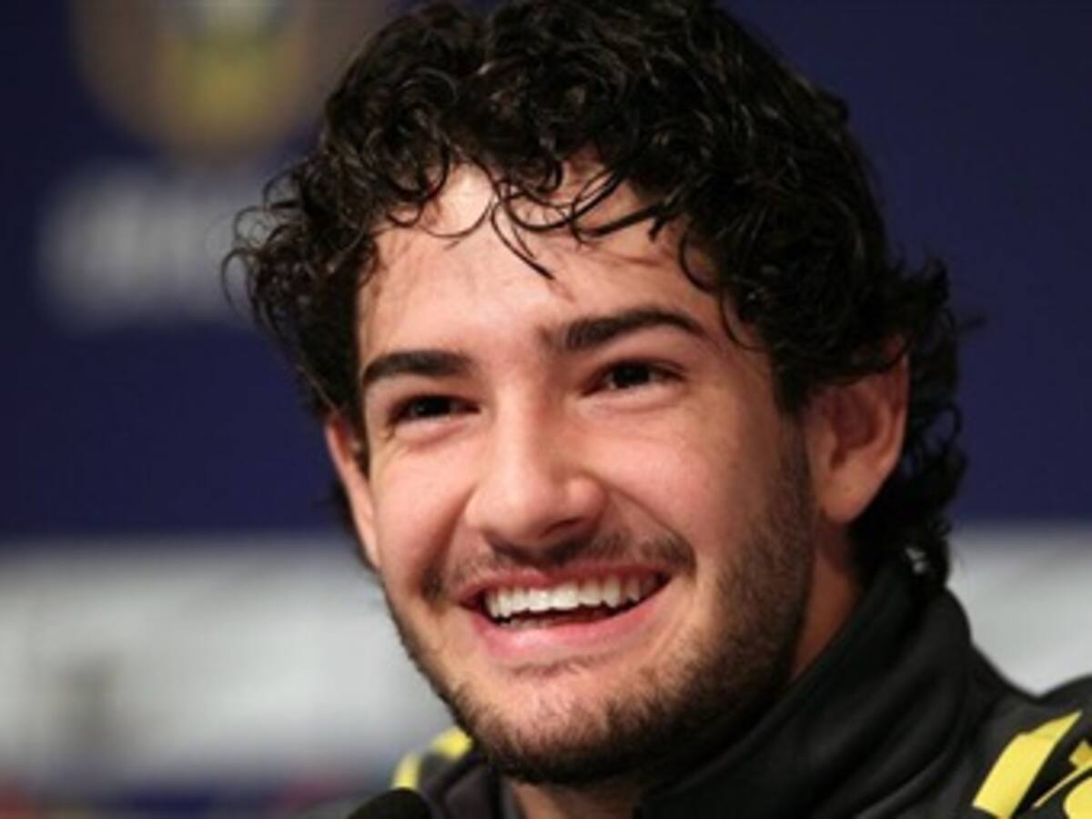 Alexandre Pato auguró una victoria contra Paraguay este domingo