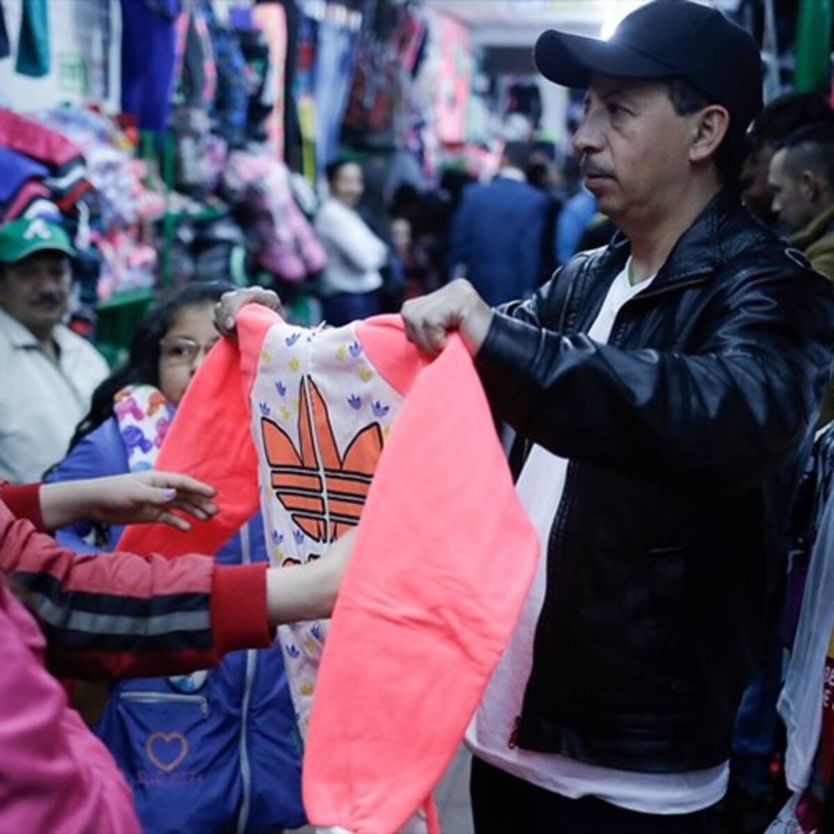 Comerciantes de San Victorino lanzan llamado S.O.S por fuerte caída en las ventas