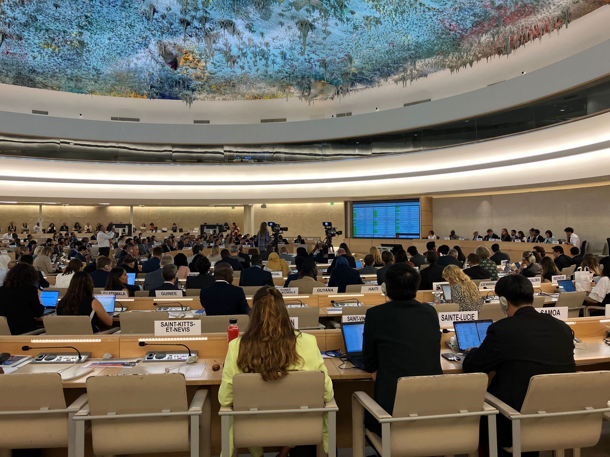 Votación del Consejo de Derechos Humanos de Naciones Unidas en Ginebra a la resolución propuesta por Colombia.
(Foto: @ONUHumanRights)