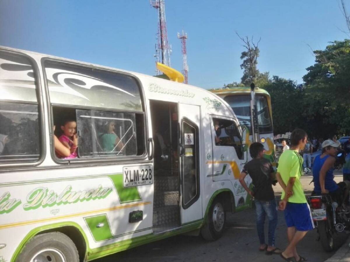 Piden revisar temas de aforos en el transporte público ante retorno a clase