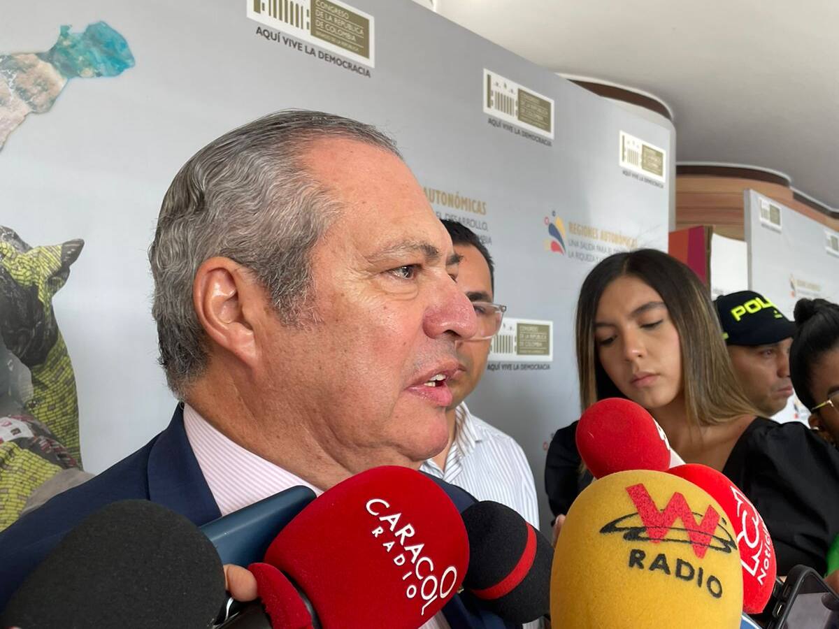 “Demandaré a Gustavo Bolívar por participación en política” dijo en Cali Iván Name