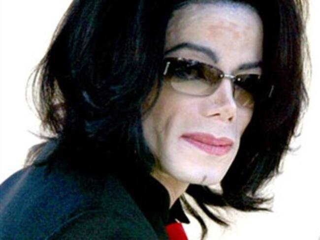 Nariz de Michael Jackson se perdió en la autopsia