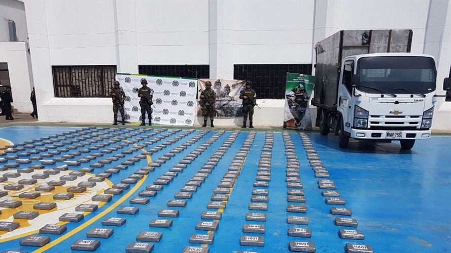 Ejército incautó 498 kilos de coca en La Guajira. Foto: Primera División del Ejército