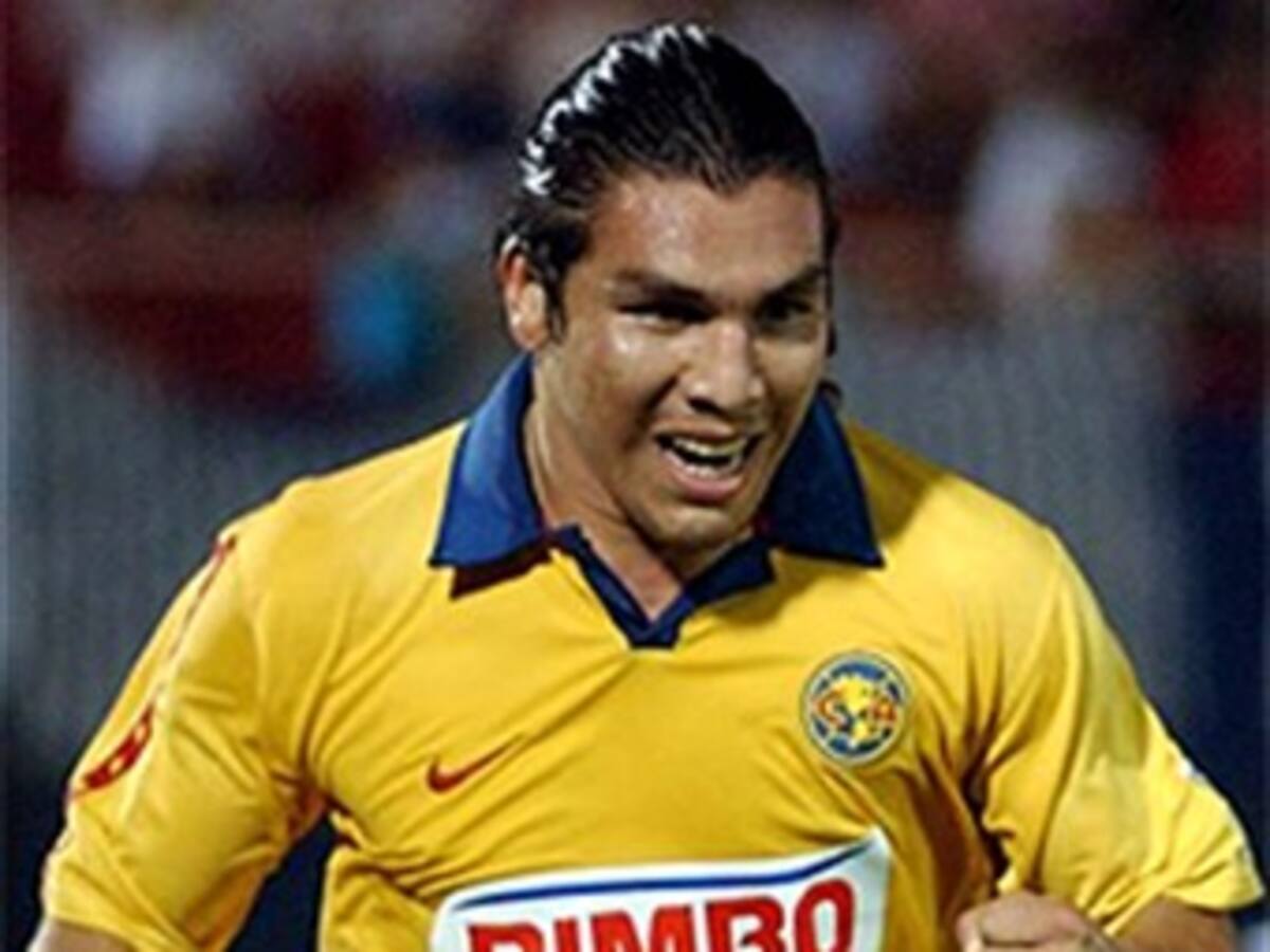 Herido de gravedad el goleador paraguayo Salvador Cabañas