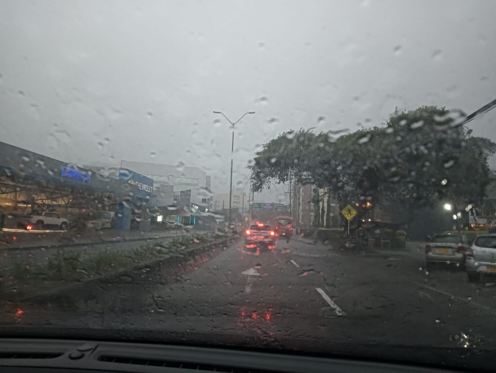 Días de cielo nublado y lluvias en Armenia y el Quindío. Foto: Adrián Trejos