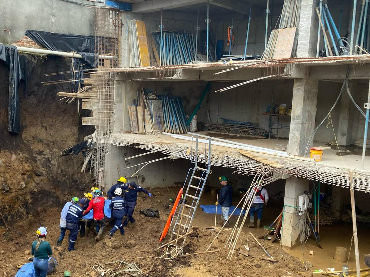 Emergencia en Ibagué: Tres obreros perdieron la vida tras alud en la avenida Guabinal