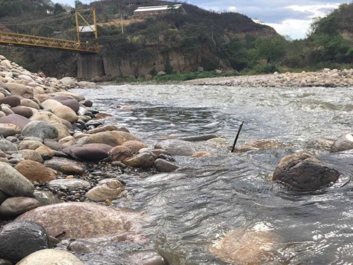 Ambientalistas alertan por alta contaminación en ríos del área metropolitana