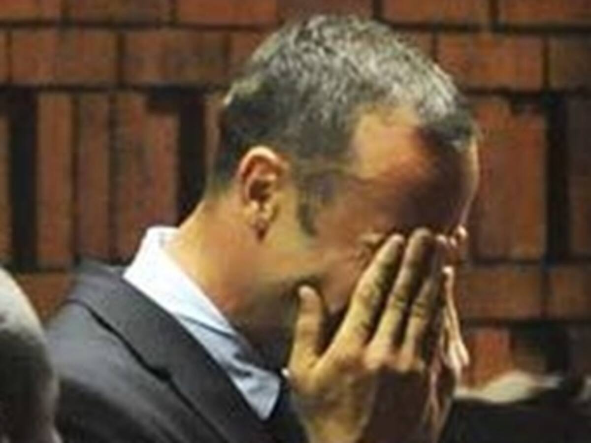 Pistorius fue imputado formalmente por el asesinato de su novia