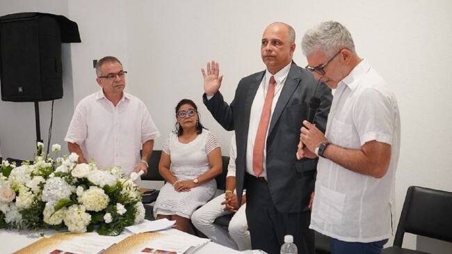 Se trata de Juan Alberto Arraut, quien se desempeñó hace más de tres años como Vicerrector académico