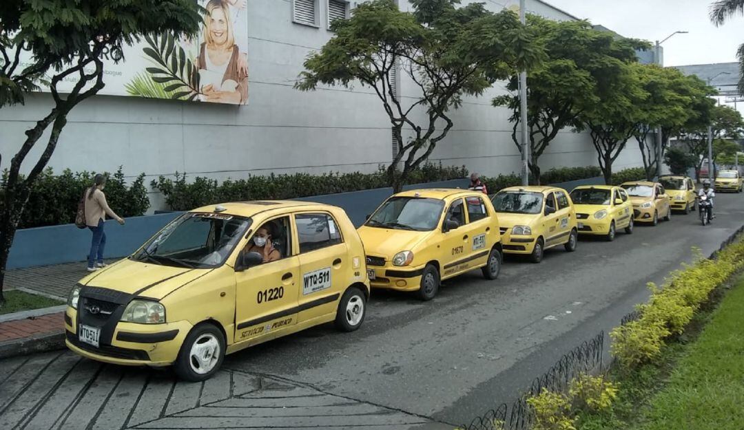 Caracol Radio Ibagué 