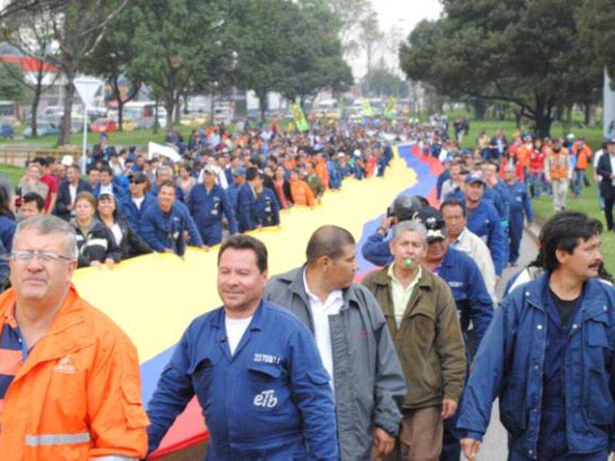Los millonarios beneficios para los trabajadores de la ETB