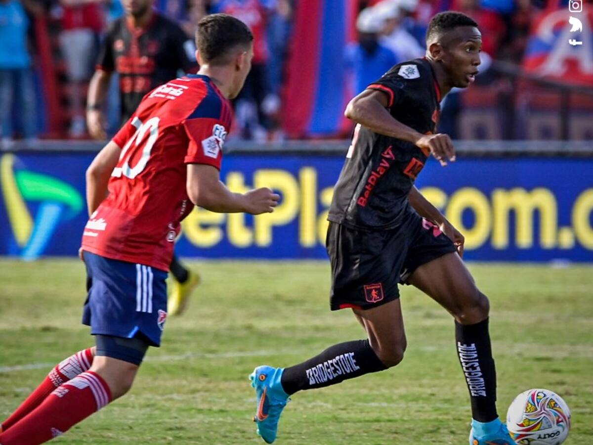 De la mano de Carlos Darwin Quintero, América se quedó con los tres puntos en el Atanasio