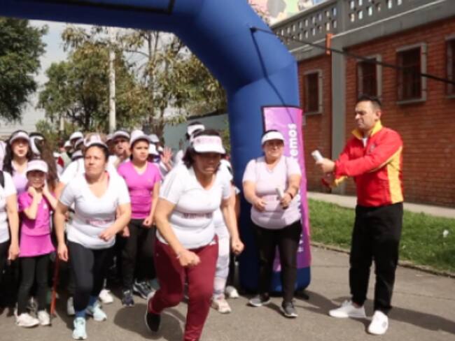 La Carrera de la Mujer “Juntas por la Vida” en San Cristóbal atrajo a más de 350 mujeres