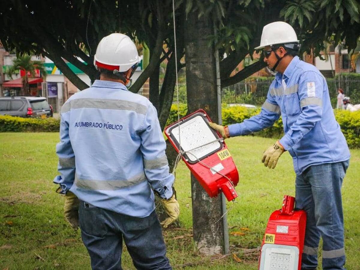 En Ibagué hay más de 1.300 bombillas del alumbrado público apagadas