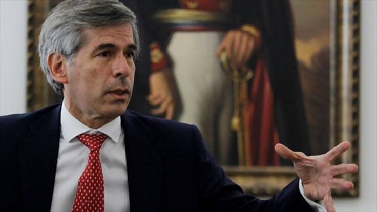 Gobierno niega presiones para sacar al procurador