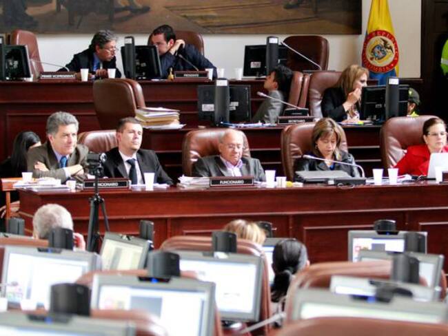 Concejo de Bogotá discutirá proyecto para 15 colegios en concesión