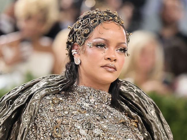 NEW YORK, NEW YORK - MAY 04: Rihanna attends the 2026 Met Gala Celebrating "Costume Art" - Arrivals at Metropolitan Museum of Art on May 04, 2026 in New York City. (Photo by Theo Wargo/FilmMagic)