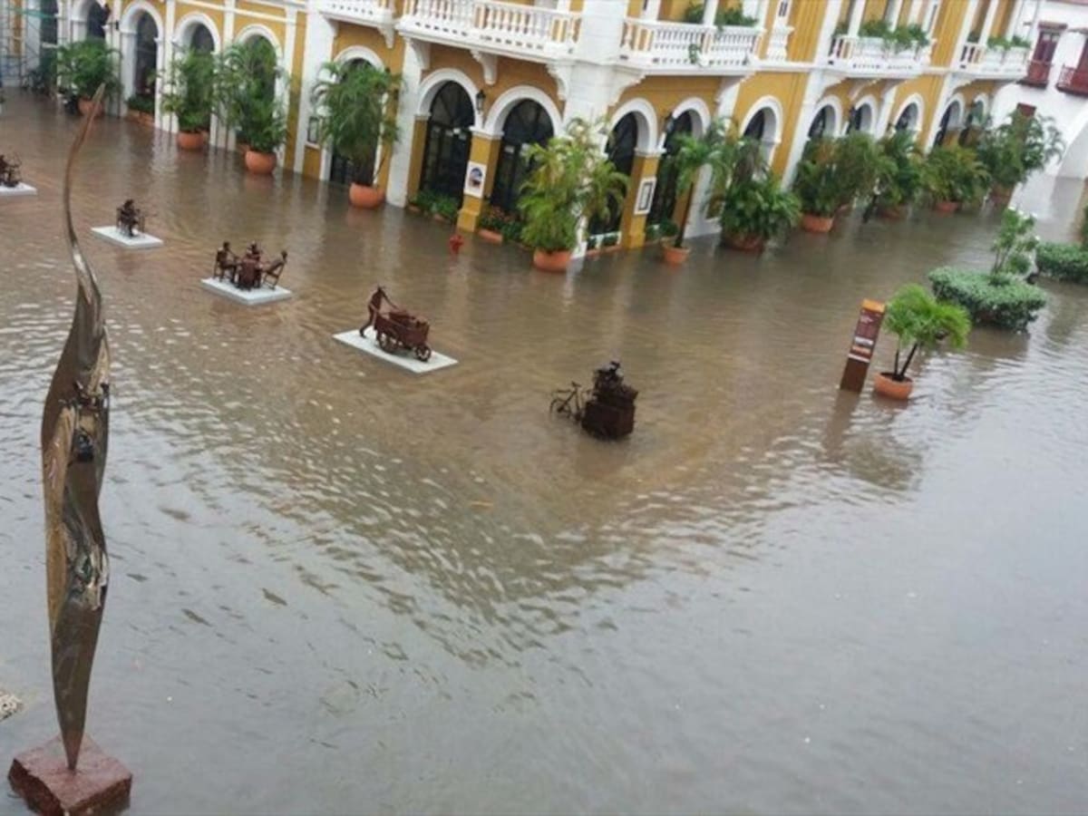 Lluvias generan inundaciones en la zona turística de Cartagena