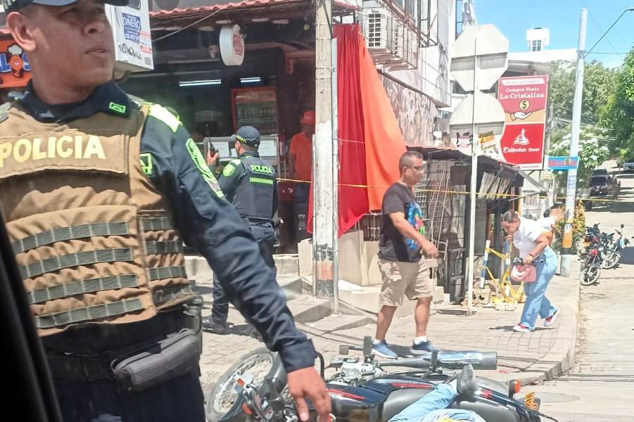 Motociclista fue asesinado en el barrio La Castellana sobre la Avenida Pedro de Heredia