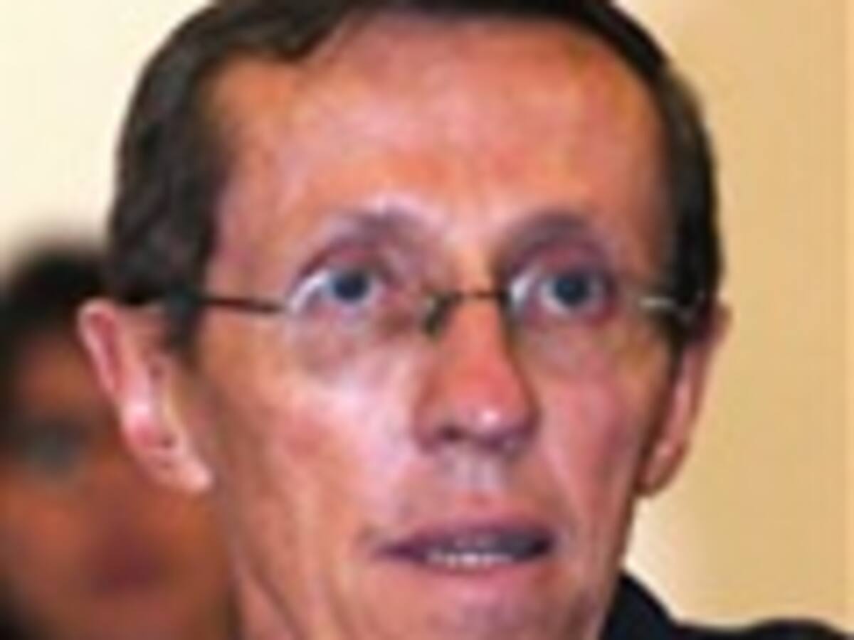 Dramática situación de los Awa en Nariño. Antonio Navarro Wolf, gobernador del departamento