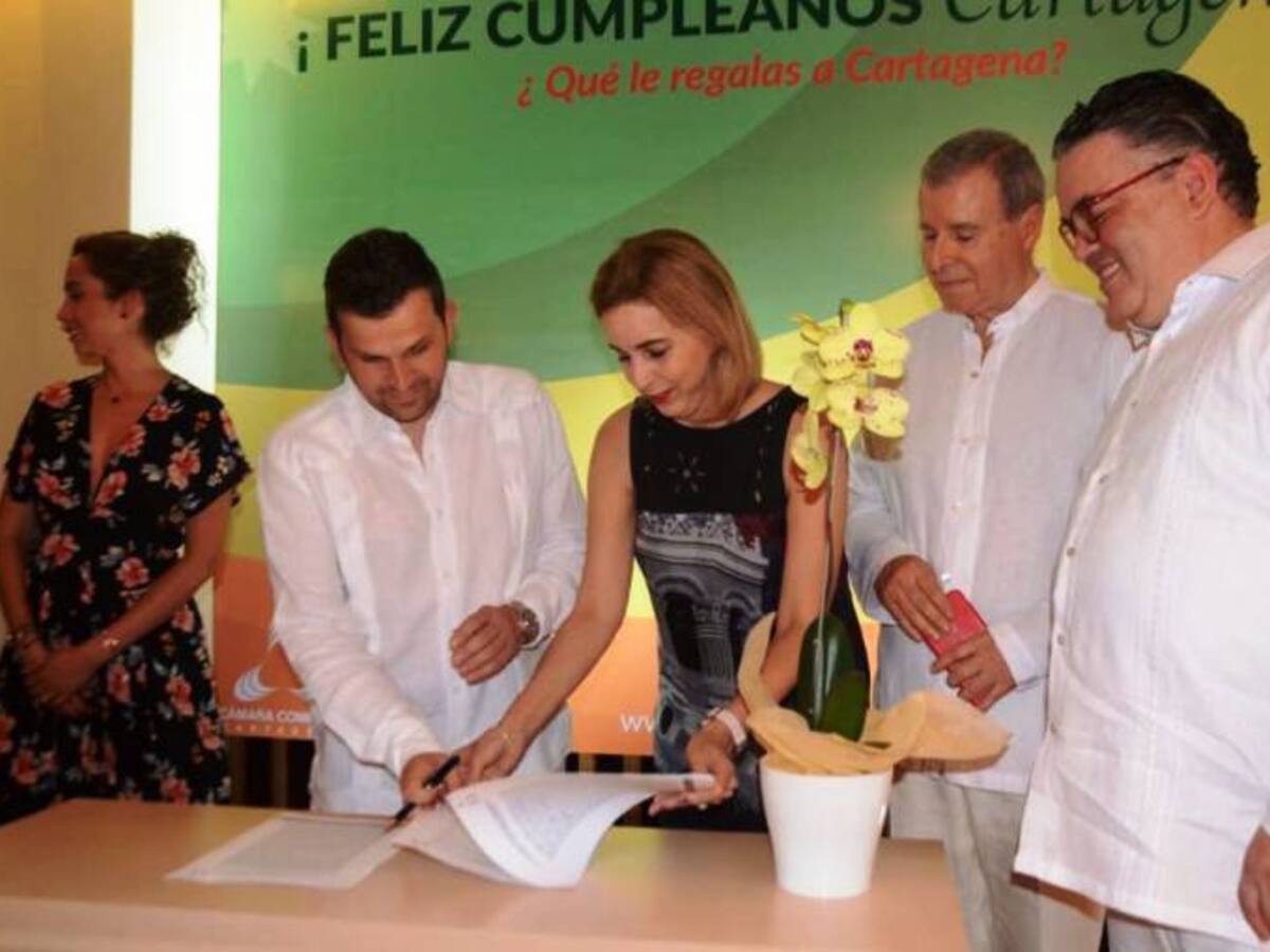 Por un nuevo espacio cultural, se firma "Cartagena, La Fantástica"