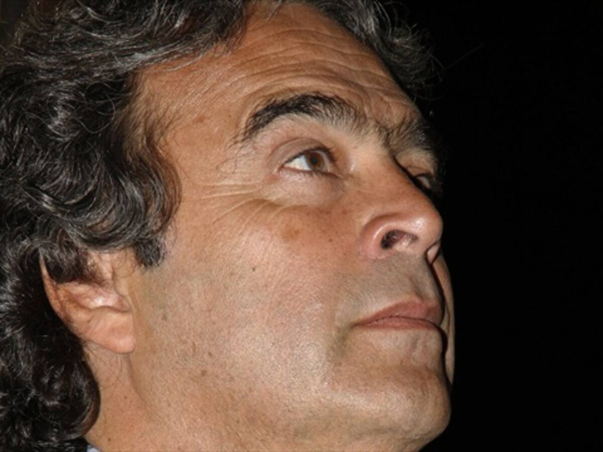 Gobernador de Antioquia asegura que no ha intervenido en política