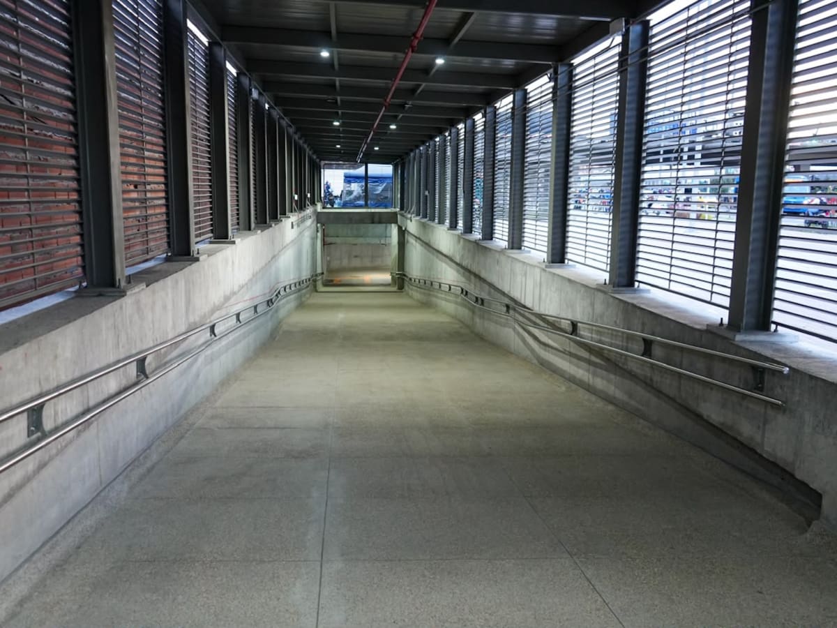 Fue habilitado el paso deprimido peatonal en la avenida carrera 68 con calle 13 en Bogotá