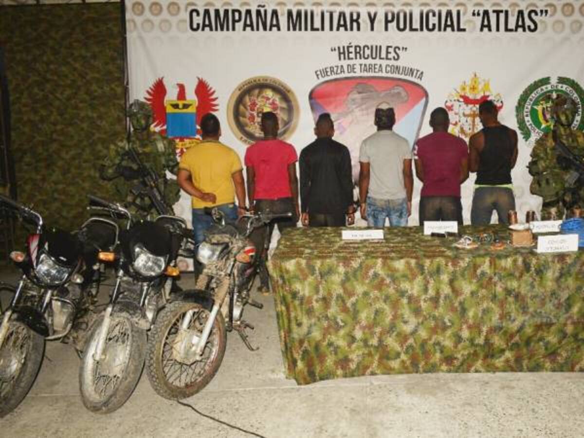 Seis hombres de alias 'Guacho' capturados en Nariño