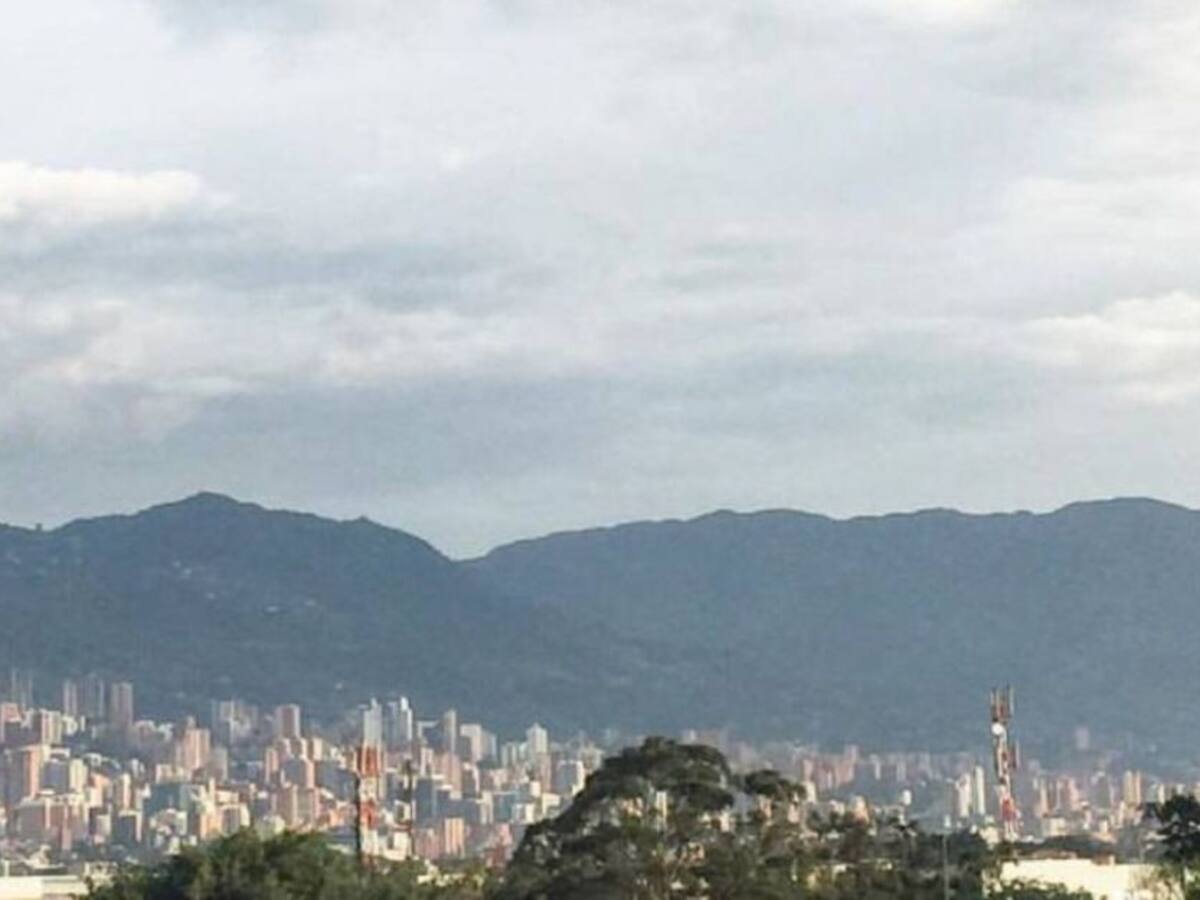 Positividad en pruebas COVID aumentó en Antioquia