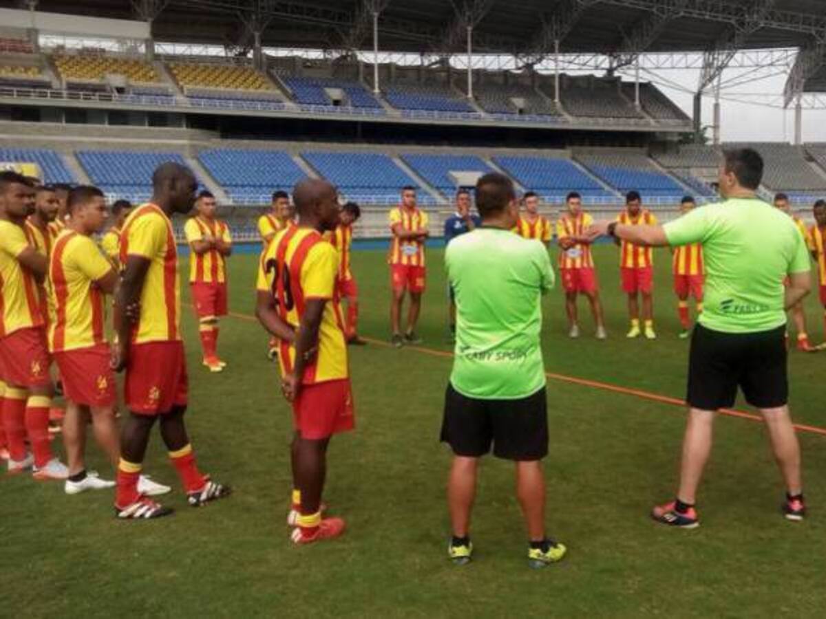 Directivas del Deportivo Pereira contemplan llevarse al equipo de la ciudad