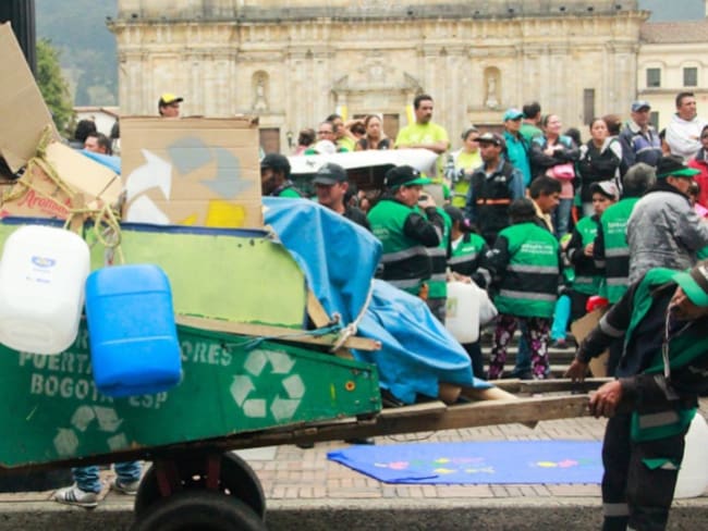 Entregan nueva bodega para recicladores en Bogotá