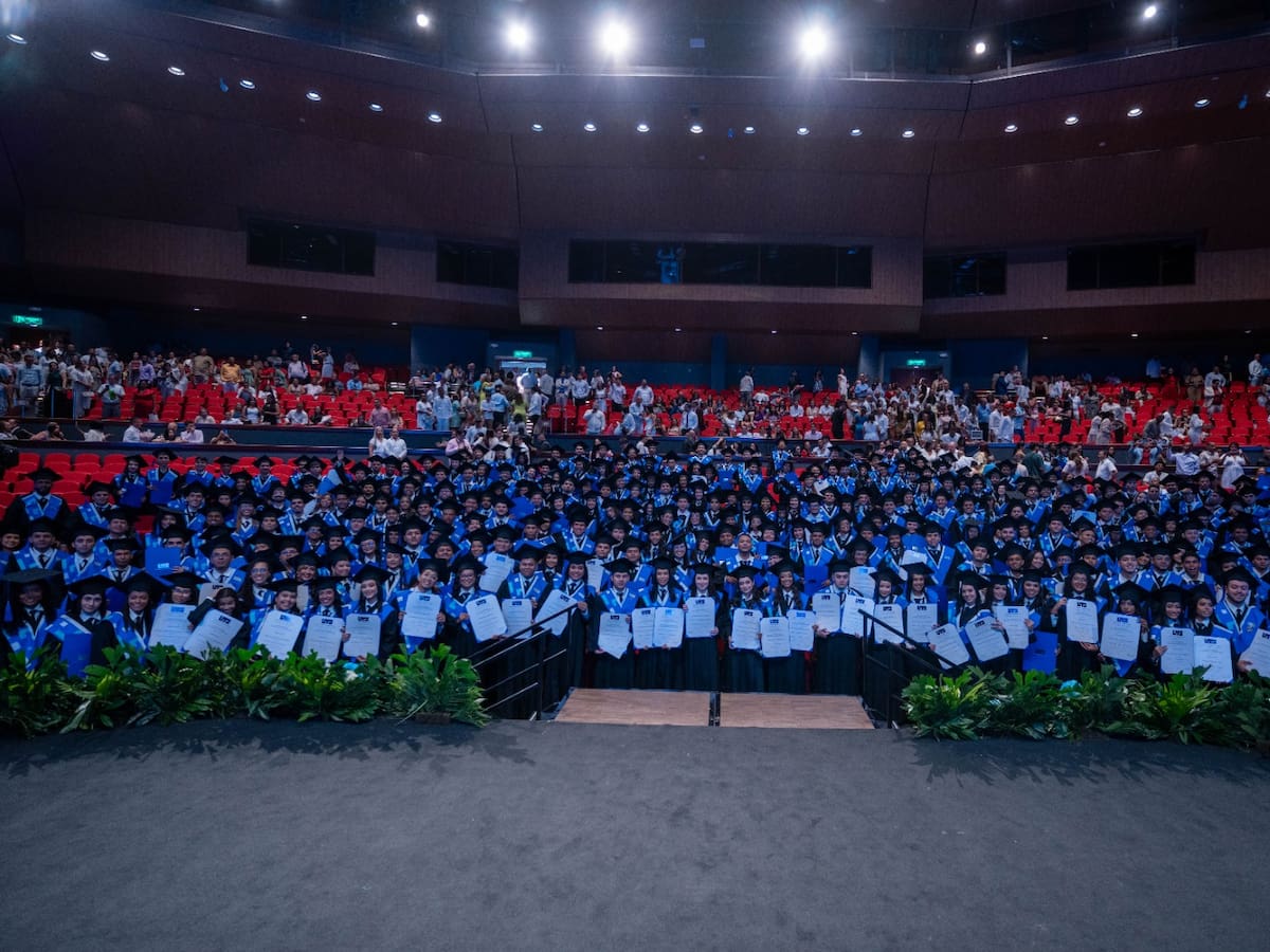 Universidad Tecnológica de Bolívar gradúa primera promoción de arquitectos