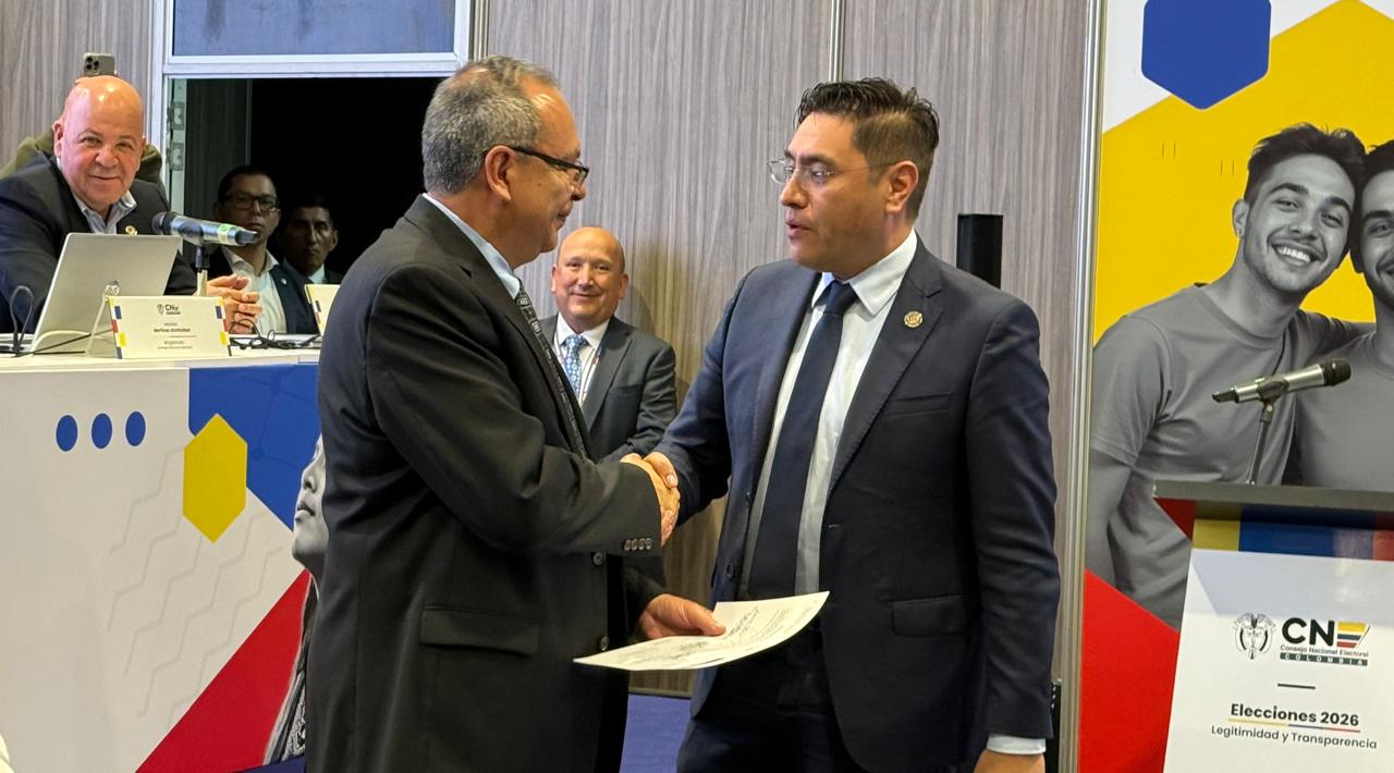 Pedro Murcia, del Centro Democrático, elegido representante de los colombianos en el exterior