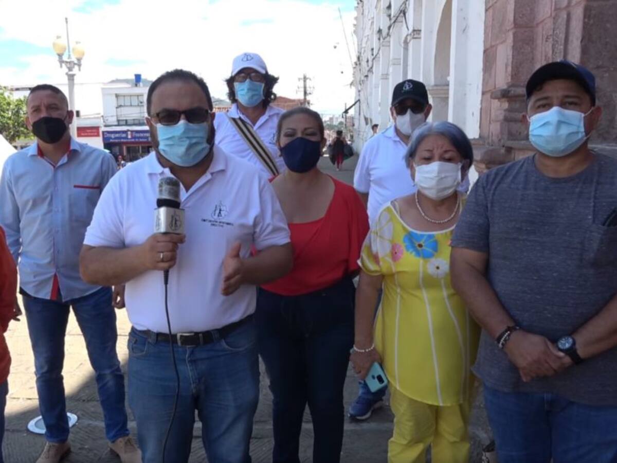 SES rechaza presencialidad tras contagio de docente