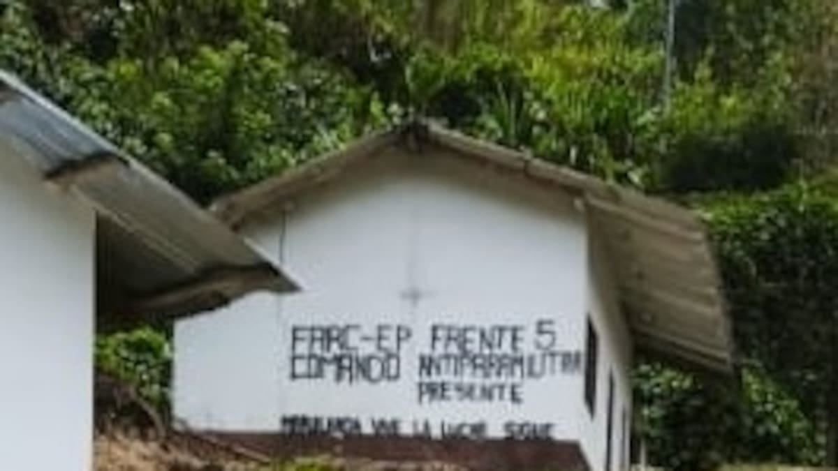 Antioquia cerró 2025 con más de 14.000 desplazados y nuevas formas de control armado