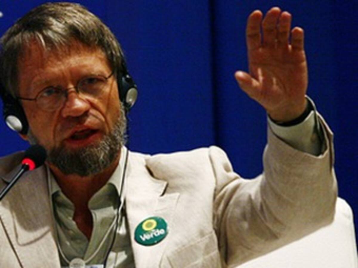Antanas Mockus, candidato a la Presidencia de la República, habla sobre su proyecto ambiental