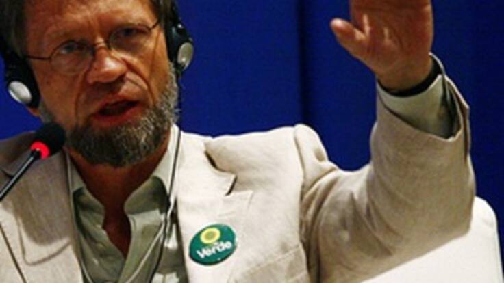 Antanas Mockus, candidato a la Presidencia de la República, habla sobre su proyecto ambiental