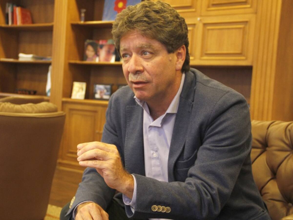 Sigue recuperación de la industria colombiana a corte de abril