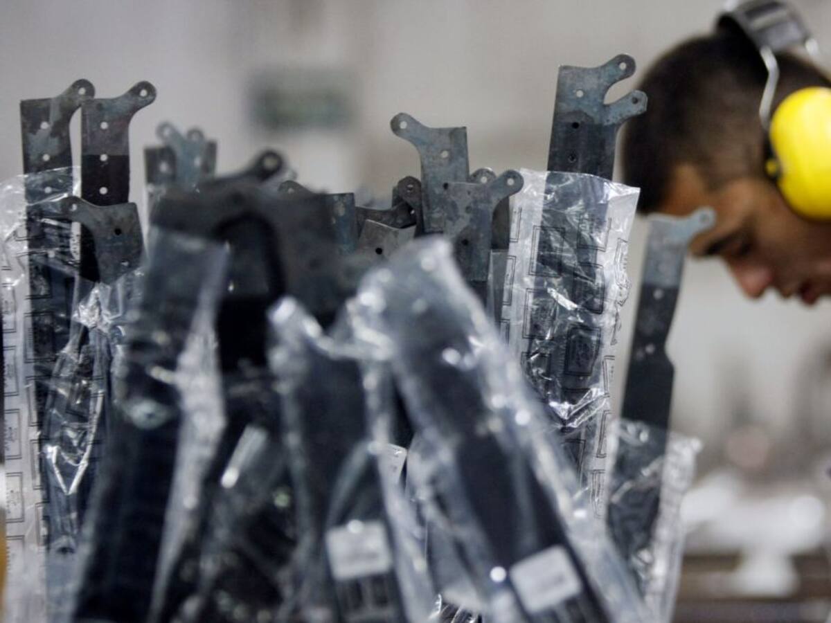 Empresarios, en contra de reducir la jornada laboral a 40 horas