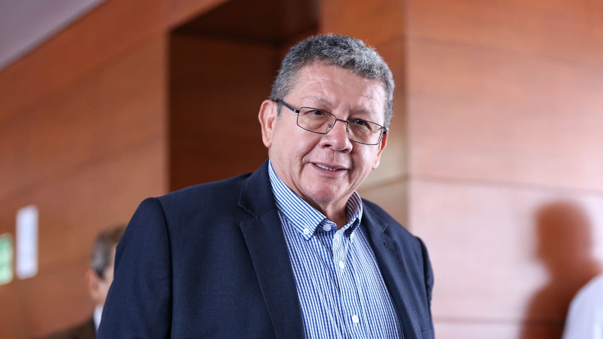 Nos preocupa que no se ha emitido ni una sentencia en 7 años: Pablo Catatumbo sobre JEP