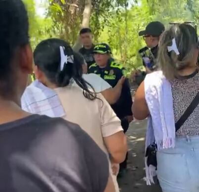 Autoridades advierten que el predio no es apto para vivienda y no será legalizado / Imagen Canal Puerto Cable