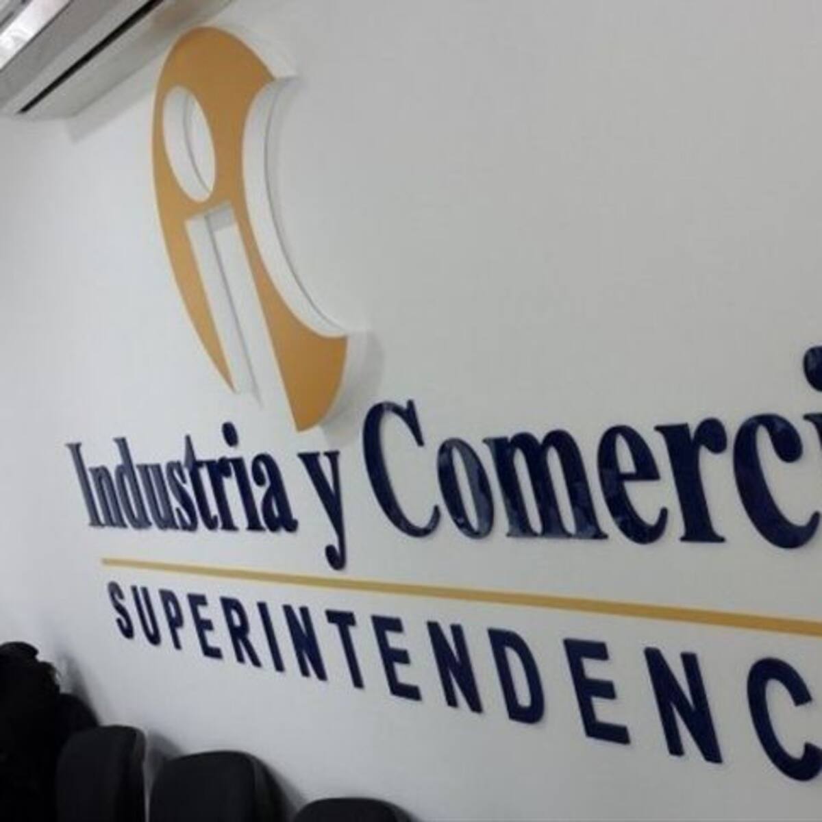 Supercomercio a responder por quejas de aplicaciones que ofrecen préstamos de dinero
