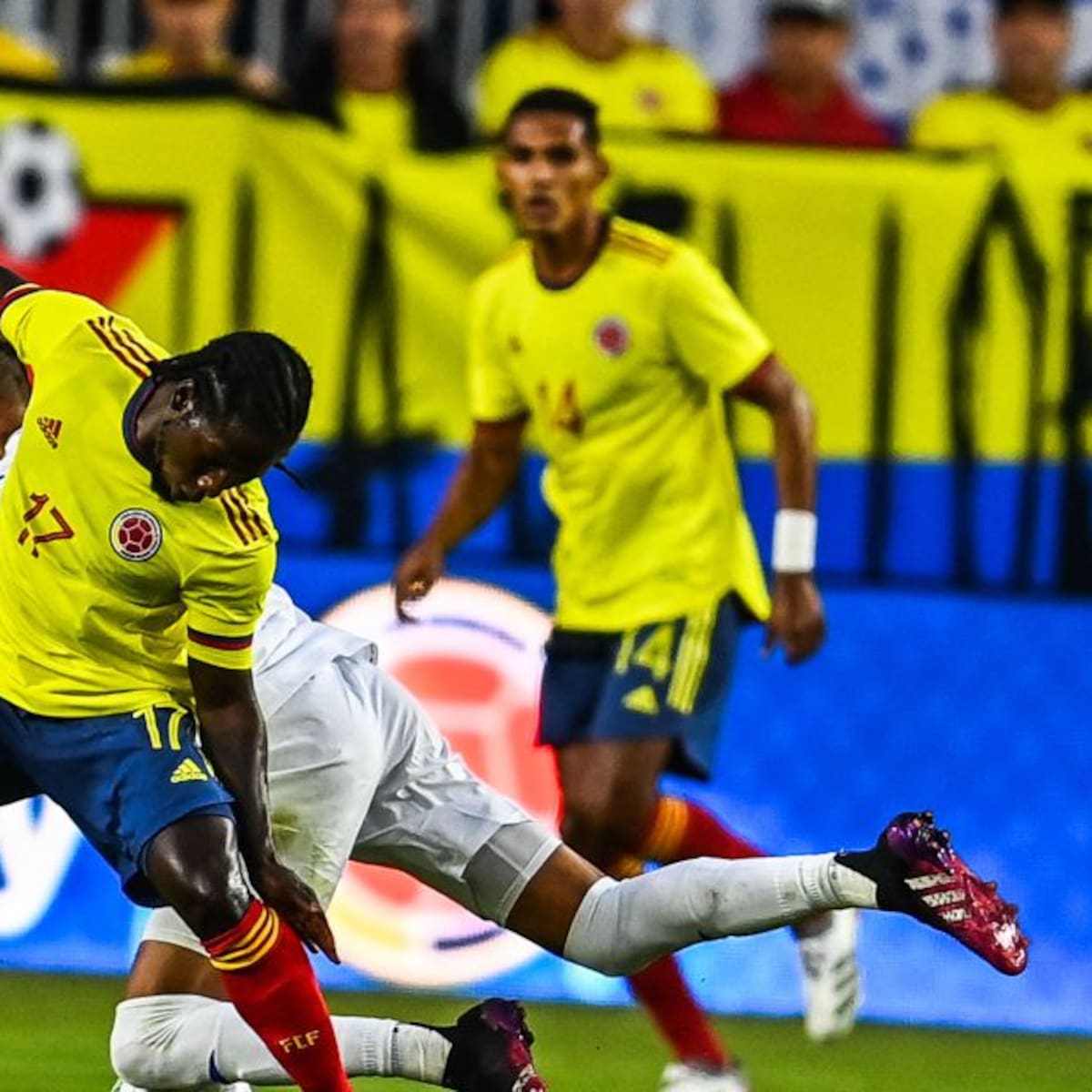 Chará: "No hay explicación de qué pasa con los delanteros en la selección"