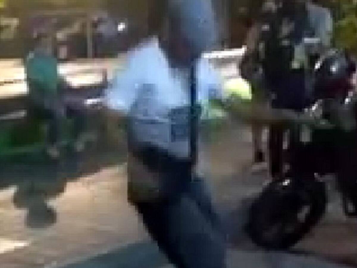 Hombre en Armenia dañó su propia moto para no pagar multa de tránsito