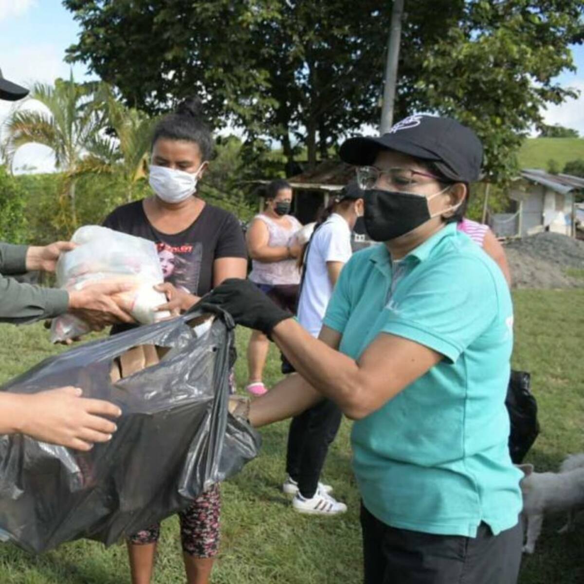 Más de 15 mil familias de Pereira reciben ayudas alimentarias