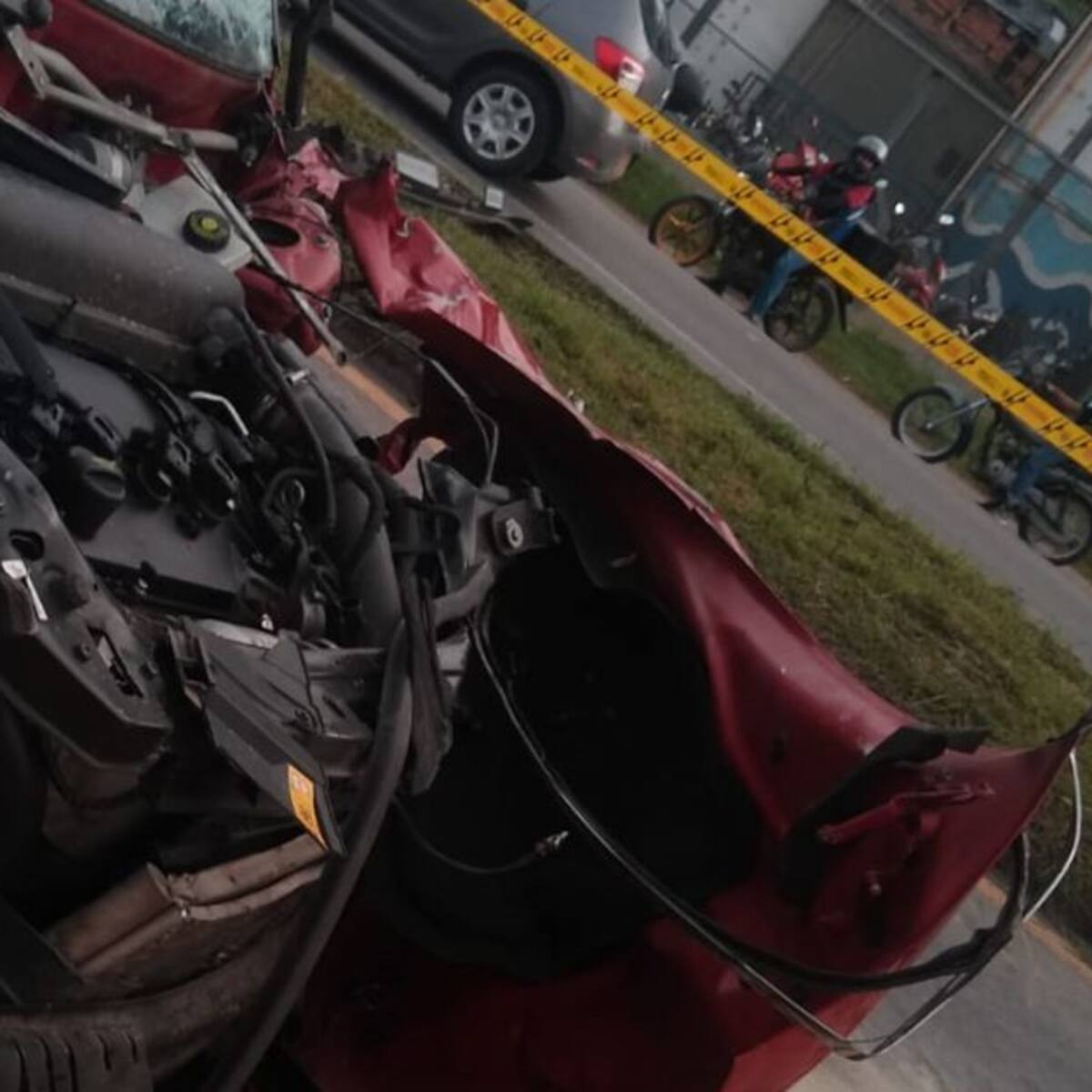 Fuerte accidente sobre la vía Girón - Florida